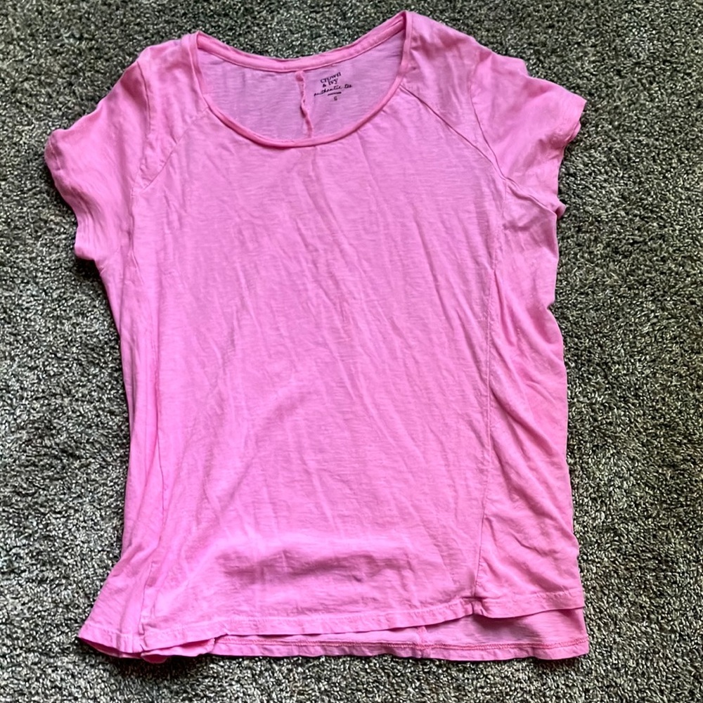 Crown and Ivy Short Sleeve Tee Size Small